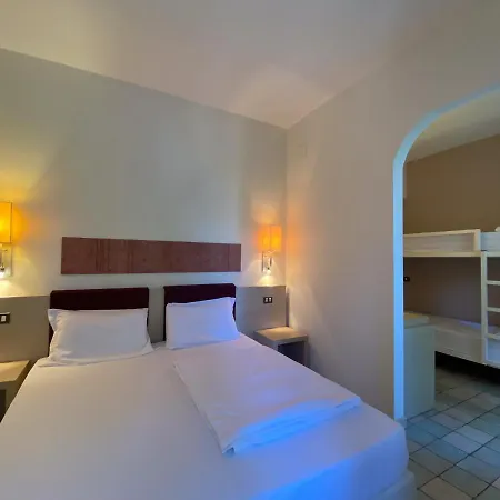 Hostel La Mandola Eco Capraia