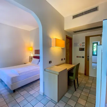 Hostel La Mandola Eco *